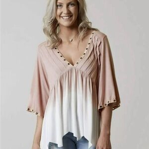 POL Blush and White V-Neck Blouse Ombré Pin Tuck size Medium